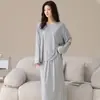 Pijamas Personalizados em Pequenos Lotes, Manga Longa de Modal para Primavera e Outono com Bojos Embutidos, Pode Ser Usado Fora, Conjunto Casual para Casa com Meia-Saia