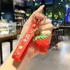 Novo chaveiro de fruta morango de desenho animado 3D criativo, pingente de abacate fofo, decoração de mochila, pequeno presente promocional