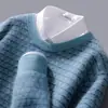 Novo suéter de lã jacquard com gola redonda para outono e inverno para homens, casual, estiloso, suéter de malha de lã quente, camisa base versátil