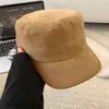 Chapéu de Equitação Marrom Camurça Topo Plano Feminino Outono Literário Retrô Emagrecedor Bico de Pato Circunferência Craniana Grande Chapéu Newsboy