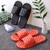 Pantuflas de Baño de PVC a Prueba de Fugas con Liberación Rápida en Stock para Uso en Hoteles y Casas de Huéspedes, Pantuflas de Baño Antideslizantes de Verano