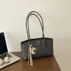 Bolso de Hombro Único Nuevo Vintage Coreano para Mujer 2026 Nuevo Bolso de Axila Bolso de Mano Elegante Bolso Baguette de Lujo Ligero para Viajes