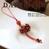 Encanto de Teléfono Original Retro Exquisito y Versátil de Calabaza Esmaltada Roja para Mujer con un Toque de Lujo de Gama Alta