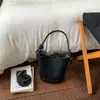 Bolso Cruzado Coreano para Mujer 2026 Nueva Moda de Verano Bolso Cubo Calado Gran Capacidad Bolso Cruzado