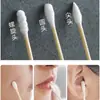 Bastoncillos de algodón de doble punta, palillos de algodón desechables para limpieza para uso doméstico, especializados para la limpieza de oídos y maquillaje, palos de bambú en empaque de caja grande, al por mayor