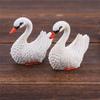 Decoración paisajística de peceras de pato mandarín y cisne blanco de fábrica, pequeños adornos de resina para acuario, micro paisaje de bonsái de montaña falso.