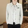 Nueva chaqueta casual con solapa para hombre 2026, abrigo corto de estilo coreano de primavera y otoño, moderno, corte ajustado, top de moda para jóvenes