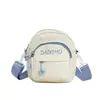 Nova Bolsa de Ombro Simples Feminina Outono 2026 Bolsa Transversal para Viagem, Bolsa Quadrada Pequena, Bolsa para Celular, Armazenamento