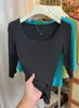 Camiseta verde de cuello en U, manga de tres cuartos, entalladora para mujer, nueva moda de otoño, corte holgado, cubre y disimula, top base entallador