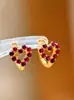 Populares Clips para Orejas y Pendientes en Forma de Corazón de Xiaohongshu, Nuevas Joyas Únicas y Exquisitas para Mujer con un Diseño Sencillo y de Nicho, Disponibles para Dropshipping