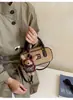 Bolsa de mão fosca de alta qualidade para mulheres 2026 novo estilo moderna versátil bolsa de ombro único transversal bolsa bowling de camurça veludo