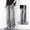 Jeans Masculino de Cor Clara Primavera 2025 Novo Reto Solto Perna Larga Primavera e Outono Tendência Casual Americano Calças Longas