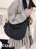 Bolsa de lona de gran capacidad para mujer, nuevo diseño de moda nicho otoño 2026, bolso de hombro y bandolera, bolsa tipo empanada para el día a día