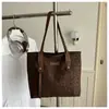 Bolsa Grande Elegante com Estampa de Leopardo para Mulheres 2026 Nova Vintage Grande Capacidade para o Dia a Dia Bolsa de Ombro Simples Tendência Bolsa Tote