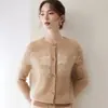 Cardigan de Tricô Cashmere Raglan com Gola Redonda e Botões Outono/Inverno 2026 Novo Casaco Suéter Jacquard com Textura Fofa Feminino