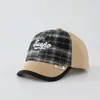 Nova boné de baseball infantil em veludo cotelê, adequado para idades 2-6, gorro quente com aba curva, design xadrez color-block retrô, atacado