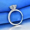 Anel de Seis Garras com Design de Meia-Parede em Prata 925 Banhado a Ouro com Diamante de Alto Carbono Luxuoso e Requintado Joia Banhada a Ouro 18K