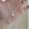 Versátil Exquisita Pequeña Cadena para Clavícula con Diseño de Corazón de Amor de Lujo Nicho Cadena de Perlas con Colgante Elegante Sencillo en Forma de Corazón
