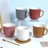 Estilo Nórdico Cor Sólida Cerâmica Embossada Listras Verticais Caneca para Café Leite Bebida Presente Promoção Caneca Fábrica de Liling
