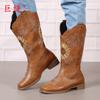 Botas Retrô Femininas Juhiti Spot Export 2023 Outono e Inverno Novas Exportação Europeia e Americana Salto Grosso Tamanho Grande Botas Bordadas