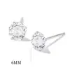 Brincos Elegantes de Cobre Branco com Quatro Garras para Mulheres, Estilo Nicho de Luxo Leve para Casais, Brincos Versáteis, Tarraxas Amigas das Orelhas, Joias de Orelha Transfronteiriças