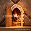 Nuevo producto transfronterizo: Puerta Oculta Miniatura - una decoración artesanal de madera que presenta un gnomo leyendo un libro detrás de una puerta oculta