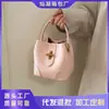 Bolsa Feminina Estilo Nicho High-End 2026 Nova Tendência Primavera Versátil Ombro Transversal Bolsa de Mão para Exterior Bolsa Saco