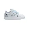 Zapatillas de suela gruesa estilo coreano, nuevo modelo primavera 2026, zapatos blancos versátiles y ligeros, zapatillas casuales de nicho para estudiantes