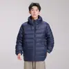 Múltiples imágenes 90% plumón de pato blanco Chaqueta de invierno 2026 para hombre chaqueta acolchada para exteriores con capucha ligera para pareja
