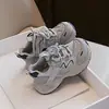 TênisDaddy para Meninas 2026 Primavera Novos Sapatos Infantis Tênis Esportivos de Malha Solado Macio Sapatos de Malha Respiráveis para Meninas Crianças Maiores