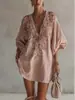 Sitio web independiente, Amazon transfronterizo, moda femenina 3D europea y americana, imitación lino, minivestido con escote en V pronunciado y estampado floral con pequeños motivos de hierba