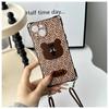 Funda con cordón para iPhone 15, diseño de oso de leopardo para Apple Pro Max, con correa cruzada, suave, todo incluido, talla 14/13