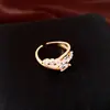 Anillo Abierto Irregular Súper Brillante de Circonita Chapado en Oro Real de 18k Anillo de Dedo de Nicho de Lujo Ligero Sensación de Alta Gama Joyería para Manos Mujeres