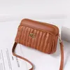 Bolsa Pequena para Mulheres 2026 Novo Modelo Transfronteiriça Elegante Bolsa de Ombro Transversal Bolsa de Mão de Luxo Bolsa Kelly para o Dia a Dia Tendência Quente