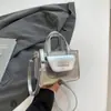 Bolso Pequeño Cuadrado Cruzado de Personalidad Tendencia Coreano y Japonés para Mujer, Nueva Moda Primavera 2026, Bolso de Hombro de Nicho de Alta Calidad y Alta Apariencia