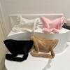 2023 Nuevo Peluche Lindo Femenino Elegante Casual Bolso de Hombro Cruzado para Mujer, Moderno y Versátil
