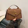 Bolso cruzado y de hombro versátil de alta costura transfronterizo para el verano 2026, el popular y elegante bolso cuadrado pequeño de este año