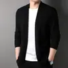 Suéter de Tricô Masculino Hengyuanxiang Outono 2025 Novo Cardigã de Tricô Roupa Externa Masculina Jaqueta Capa com Bolso Roupa Masculina
