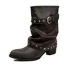 Botas de couro legítimo estilo rua, pontudas e estilosas para mulheres, botas plissadas com tachas e salto empilhado, botins de salto alto com fivela de cinto, botas de equitação