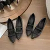Zapatos Cuadrados Negros Sexy Versátiles con Pedrería Nuevo Estilo Otoño e Invierno 2025 Estilo Francés Moda de Gama Alta Tacones Altos