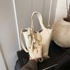 Bolsa Balde Transfronteiriça de Mão de Alta Qualidade Estilo Coreano Verão Nicho Simples Casual Bolsa de Ombro 2025 Nova Bolsa Feminina da Moda