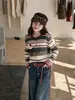 Nuevo Conjunto de Suéter Rayado y Jeans para Niñas Otoño 2026 Transpirable Conjunto de Tres Piezas