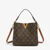 Bolsas de Alto Padrão Transfronteiriças para Mulheres 2026 Novo Estilo Estampada Retrô Bolsa Saco Versátil Moda Luxo Leve Bolsa de Ombro Transversal