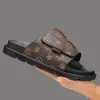 Pantuflas de Lujo Ligero para Hombre sin Cierre 2026 Verano Nuevas para Exteriores e Interiores Antideslizantes Retro con Velcro Pantuflas de Pareja
