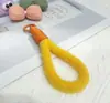 2024 novo cordão de pulso de pelúcia para celular, pulseira de pulso, multicolorido, pelúcia curta trançada, cordão para capa de celular, corrente para celular
