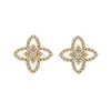 Pendientes de Tachuela Flor Hueca de Madreperla con Circonita, Aguja de Plata Electrochapada en Oro Real de 14K, Lujo Ligero, Gama Alta, Nicho, Pendientes Exquisitos para Mujer