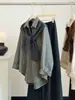 Camisa de punto estilo polo con rayas para mujer, nueva blusa versátil holgada estilo universitario de principios de otoño