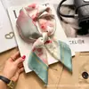 Pañuelo Cuadrado Pequeño Pañuelo de Seda para Mujer, Protección para el Cuello en Primavera, Otoño e Invierno, Ropa Profesional, Azafata, Banco, Pañuelo Fino de Gasa, 70X70