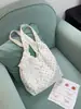 Bolso tote dulce de encaje suave, mate, baja saturación, color blanco lechoso, etéreo y soñador, perfecto para sesiones de fotos, bolso de hombro