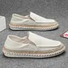 Tênis Esportivos Novos 2025 Verão Respirável Casual Versátil Masculino Slip-On Sapatos de Lona Old Beijing Sapatos de Pescador
